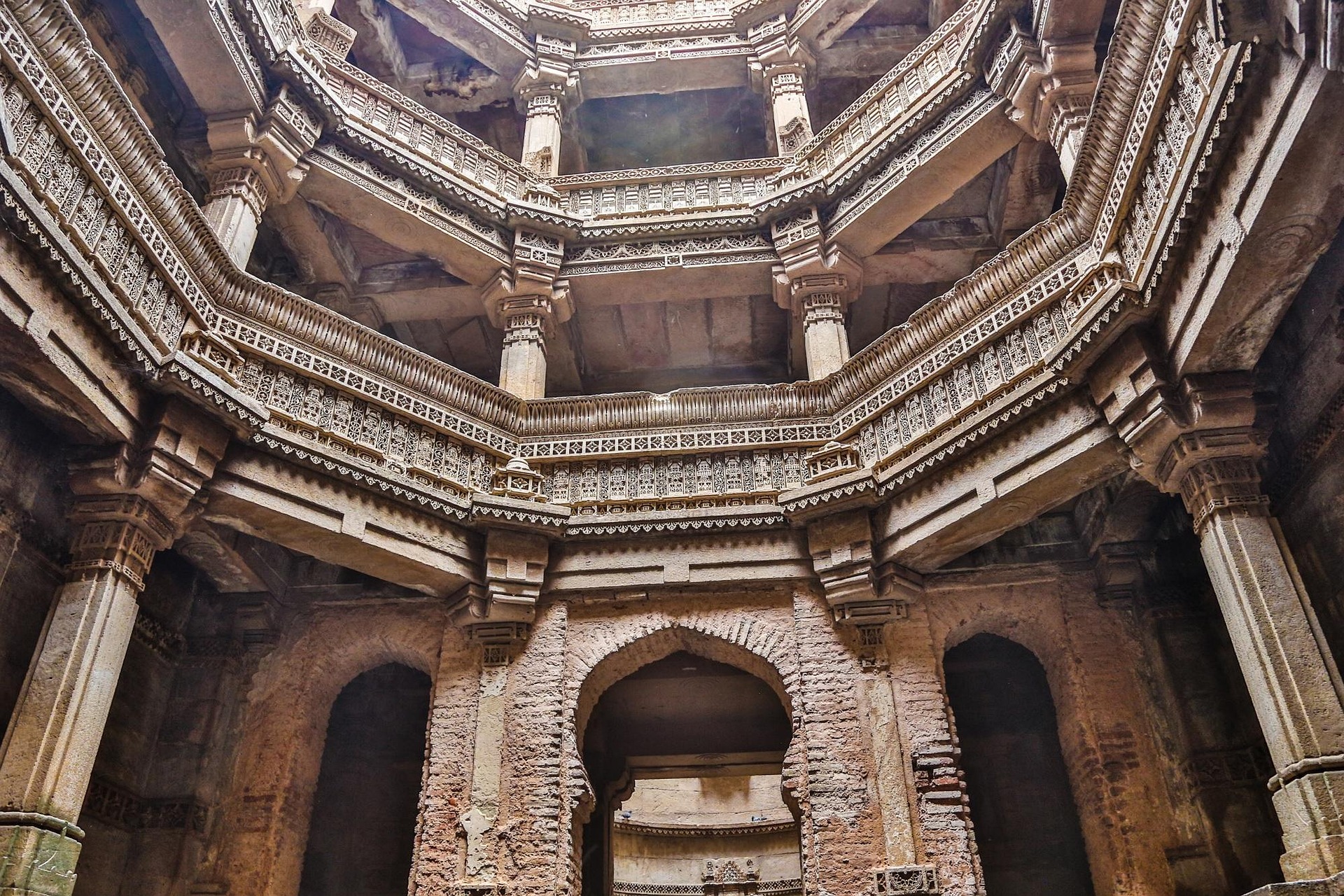 Adalaj Stepwell in Gujarat, India – intricately carved 15th-century stepwell showcasing Indo-Islamic architecture and cultural heritage